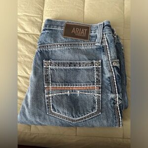 Ariat M4 Jeans size 32 x 32